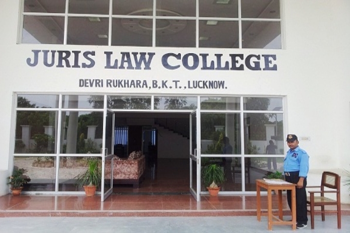 https://cache.careers360.mobi/media/colleges/social-media/media-gallery/22238/2018/12/4/Entrance of Juris Law College Lucknow_Campus-view.jpg